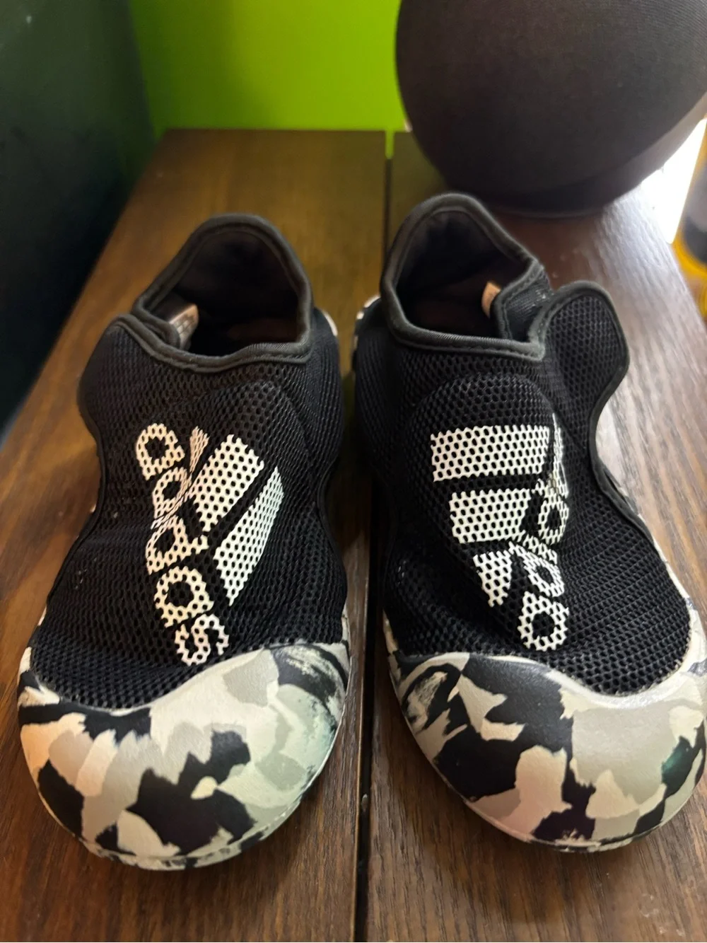 Adidas toddler Black Slip-On Water Shoe with Gray Camo Sole/Size 10 toddler